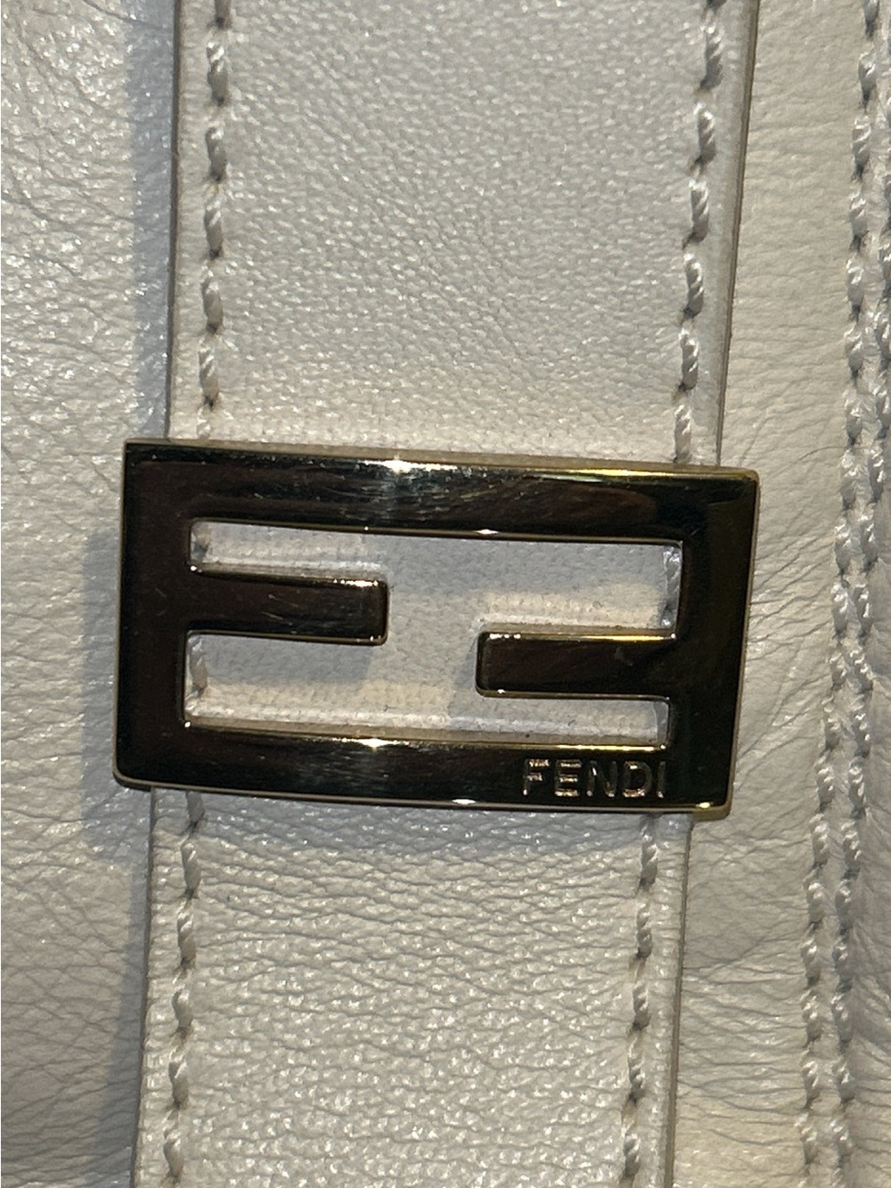 Fendi White Leather Shoulder Bag with Silver Hardware - Picture 2 of 13
